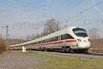 411 027 als ICE 1579 in Richtung Karlsruhe HBF bei der Einfahrt in Baunatal Guntershausen.