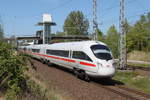 411 064-9 als ICE 1736 von Warnemünde nach Frankfurt(Main)Hbf bei der Durchfahrt am 11.05.2019 in Rostock-Marienehe.