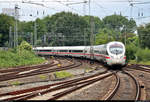 Nachschuss auf 411 010/411 510 (Tz 1110  Naumburg (Saale) ) als ICE 1600 (Linie 28) von München Hbf nach Hamburg-Altona, der Hamburg Hbf auf Gleis 8 verlässt.