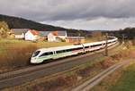 411 012  Freie und Hansestadt Hamburg  und 415 005-8  Marburg Lahn  zu sehen am 21.02.20 in Hermannspiegel.