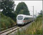 ICE „Leipzig“ aus Rostock nach Mnchen etwa 5 Minuten nach verlassen des Rostocker Hbf.