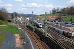 Am 9.4.2016 hat der alte Bahnhof Neuhof nur noch eine Bahnsteigkante für haltende Züge südwärts.