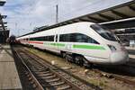 411 082-1  Mainz  fährt am 28.05.2021 als ICE685 von Stralsund Hauptbahnhof nach Nürnberg Hauptbahnhof in den Rostocker Hauptbahnhof ein.