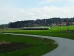 BR411-051-6  ELSTERWERDA  braust als ICE26 auf der Passauerbahn im sogenannten Kimplinger-Bogen seinem nächsten Stopp Passau entgegen; 240317