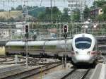 DB - Einfahrender ICE 411 083 in den Bahnhof von Schaffhausen am 28.06.2008