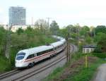 411 084  Kaiserslautern  als ICE 182 Zrich HB - Stuttgart Hbf in Singen(Htw).