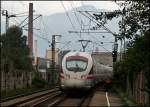 Ein 411er ist als ICE 560  St.Anton am Arlberg , Wien West - Bregenz, durch das Inntal unterwegs. Aufgenommen am 10.08.2009 in Pfrauendorf(Inn).

