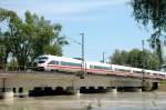 ICE von Wien Westbahnhof nach Dortmund Hbf am 06.06.2010 auf der Isarbrcke kurz vor Plattling.