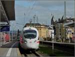 Der ICE-T 411 019-3  Meien , der uns am 10.09.2010 von Koblenz nach Passau brachte, fhrt in den Hauptbahnhof von Koblenz ein.