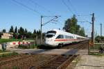 411 016  Halle (Saale)  durchfhrt am 01.05.2011 den Bahnhof Grolehna.