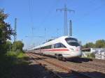 411 018 (Plauen Vogtland) ist als LZ am 21.09.2011 in Landstuhl    