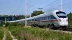 411 089-9 als ICE 1611 auf seiner Fahrt nach München Hbf am 25.09.11, zwischen Bad Kösen und Camburg (Saale).