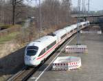 411 578-8 als ICE 1611 von Warnemnde nach Mnchen Hbf fuhr auf Grund einer 3 tgigen Streckensperrung in Hhe Rostock Hbf via Rostock-Seehafen.Rostock-Kassebohm(24.03.2012) 