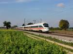 Ein ICE-T nach Wien am 10.10.2012 unterwegs bei Langenisarhofen.