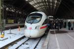 411 011 als ICE nach Hamburg Altona in Leipzig Hbf, aber wegen einer Kuppelstrung in Berlin Hbf wird seine Reise dort zu Ende gehen.