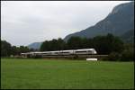 Ein 411er ist als ICE 560  St.Anton am Arlberg  im Inntal in Richtung Kufstein unterwegs. (11.08.2009)