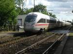 Der ICE 1651 nach Dresden Hbf, durchfuhr am 25.7.10 Leipzig-Miltitz in Richtung Hauptbahnhof.