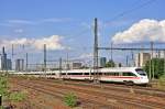 ICE 411 013  Hansestadt Stralsund  abgestellt im Frankfurter Auenbahnhof am 13.07.2010