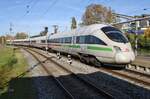 415 001-7  Eisenach  verlässt am 24.10.2021 als IC2900 von Dresden Hauptbahnhof nach Warnemünde den Rostocker Hauptbahnhof.