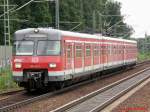 ET 420 322 fhrt am 16.07.2008 in Zeppelinheim (b.Frankfurt) in Richtung Riedstadt ein.