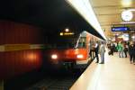 420 905/405 steht am 02.05.09 in Stuttgart Hbf(Tief) auf Gleis 102 als Linie S2 (Filderstadt-Schorndorf,Zug S 7254) abfahrbereit und wartet auf das Abfahrzeichen.Nchster Halt ist Bad Cannstadt!!!