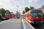 Zu meiner großen Freude rollt am 28.06.2015  auch 423 269 - 0 auf den Bahnsteig in Altomünster ein, und gesellt sich zu  420 476 - 4. 