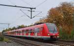 S8/S5 von Mnchengladbach ber Hagen nach Dortmund fhrt gerade in den Bahnhof Korschenbroich ein, gefhr vom 422 547-0 an diesem Samstagmittag den 20.10.2012