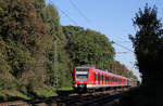 DB Regio 423 455 + 423 330 // Bad Vilbel; Ortsteil Dortelweil // 2. Oktober 2015