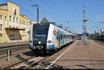 Der lichtgrau lackierte 423 023-1 verlässt zusammen mit 423 027-2 den Bahnhof Ludwigsburg auf Gleis 3.
Viele Grüße zurück ans Zugteam!

🧰 S-Bahn Stuttgart
🚝 S4 Marbach(Neckar)–Stuttgart Schwabstraße
🕓 30.7.2021 | 10:23 Uhr