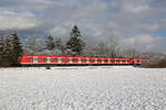 Am 3.1.2025 bei Eglharting aufgenommen. Schnee machen sogar die sonst langweilige S-Bahn interessant.