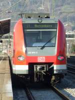 423 370, hier auf der S1 nach Herrenberg steht zur Abfahrt in Plochingen bereit. (24.12.2007)