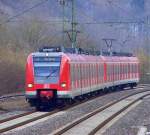 423 246/746 und 423 192/692 haben von Dren aus schon einen weiten Weg hintersich gelegt und sind nun hier bei der Einfahrt in den Bahnhof Herchen.