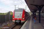 Als S1 ist 423 438 am 3.9.09 in Richtung Wiesbaden unterwegs, als er gleich in Offenbach ost halten wird.