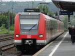 DB Regio Hessen S-Bahn Rhein Main 423 332-6 als S6 nach Groß Karben am 02.05.14 in Bad Vilbel Bhf 