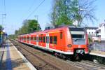 Am 26.04.09 ist der Quitschie 425 514/014 als RE 25018 nach Treysa auf der KBS 620 im Einsatz und steht in der Station Gieen-Oswaldsgarten abfahrbereit.Nchster Halt ist Lollar!!!