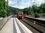 Am 18.05.2009 fuhr ein ET425 bei sommerlichen 28C im Schatten am S-Bf. Heidelberg Orthopdie ein.