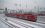 425 217-7 fhrt als RB44 nach Mainz. (Mannheim, 9.12.2012)