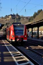 Am Montagnachmittag den 4.3.2013 steht an Gleis 1 in Linz/Rhein der 425 606-1 nach Koblenz Hbf als RE8 aus Mnchengladbach kommend.