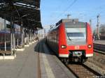 425 778-8 der S-Bahn Hannover (S4) erhlt Einfahrt in Bf Hannover Messe/Laatzen am 06.03.2013 (Sonderfahrplan zur CeBIT 2013)