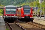 In Neckarelz steht der 928 622 auf Gleis 1 und wartet auf seine Abfahrt nach Bad Friedrichshall-Jagstfeld, da die Strecke nach Heilbronn ab dort gesperrt ist.
Auf Gleis 2 fhrt der 425 715-0 nach Osterburken als S1 ein. 30.5.2013