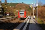 Gerade durchfhrt der 425 750-7 Neckargerach in Richtung Mannheim. 2.12.2013