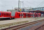 An Gleis 3 im Bahnhof Sinsheim Elsenz steht der vor wenigen Minuten aus Bad Friedrichshall-Jagstfeld eingefahrene 425 084-1, der nun bald wieder als RB74 dorthin zurückfahren wird. 28.12.2013