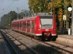 425 036 stand am 27.8 als RB33 in Anrath und fährt gleich weiter in Richtung Mönchengladbach voher kommt er noch durch Viersen.

Anrath 27.08.2014