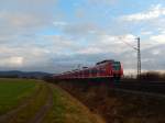 424 007 legt sich in Rössing in die Kurve. Die Kurve ist die Verbindung der Strecken von Hildesheim nach Hannover. 21.03.2015