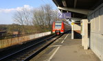 Die Rhein Niers Bahn (RB33) aus Duisburg-Hbf nach Aachen-Hbf  und kommt aus Richtung