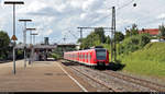 Nachschuss auf 426 020-4, 425 814-1 und 426 004-8  Walhausen  von DB Regio Baden-Württemberg, im Dienste der Abellio Rail Baden-Württemberg GmbH (Ersatzzug), als RB 19326 (RB18) von Tübingen Hbf nach Osterburken, die den Bahnhof Asperg auf der Bahnstrecke Stuttgart–Würzburg (Frankenbahn | KBS 780) durchfahren.
[28.7.2020 | 16:57 Uhr]