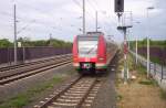 Der 423 194 mit einem anderen 423 haben einfahrt in Sindorf als S12 von Au(Sieg) nach Dren.