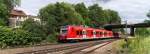 426 037 + 426 041 kommen aus Richtung Völklingen und fahren in den Bahnhof Bous ein.