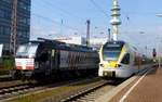 Eurobahn ET7.10 (429 015-1 / 829 015-7/829 315-5/829 615-4 / 429 515-0) fuhr als RE3 nach Düsseldorf Hbf am 14.4.19 abweichend auf Gleis 1. Daneben stand die MRCE/Lokomotion Vectron 193 664-0.