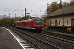 440 307-7 (Alstom Coradia Continental) der Mainfrankenbahn (DB Regio Bayern) als RB 58045 (RB53) nach Schweinfurt Stadt verlässt ihren Startbahnhof Schlüchtern auf Gleis 1.
 [22.10.2017 | 12:45 Uhr]